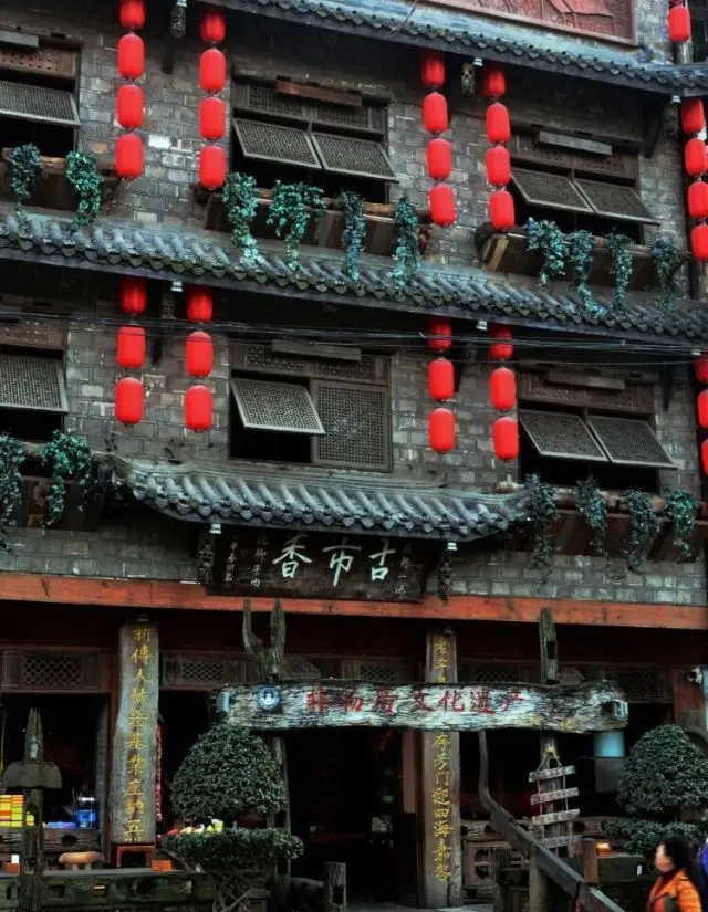 7.webp.jpg 7.webp.jpg